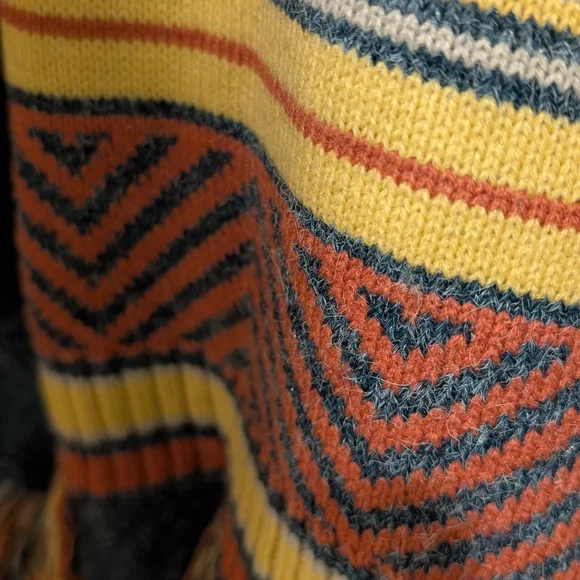 DAVI & DANI Blue and Red Fringe Cardigan - Picture 5 of 8